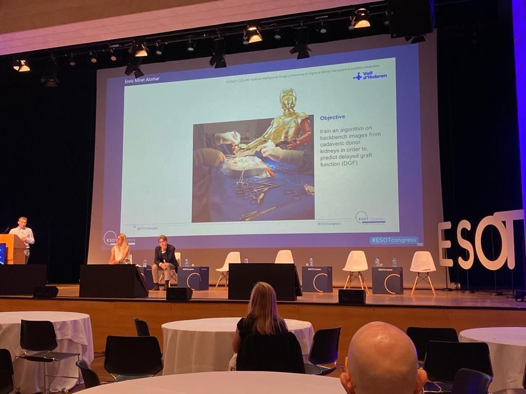 urologiaHVH's tweet image. 🔬Kidney Color: post kidney transplant functional prediction based on the combination of macroscopic image and artificial intelligence. 

🩺Great presentation by @MiretAlomar at  #ESOT23 in Athens

#ESOTcongress  @VHIR_ @vallhebron  @UPFBarcelona @enrique_trilla