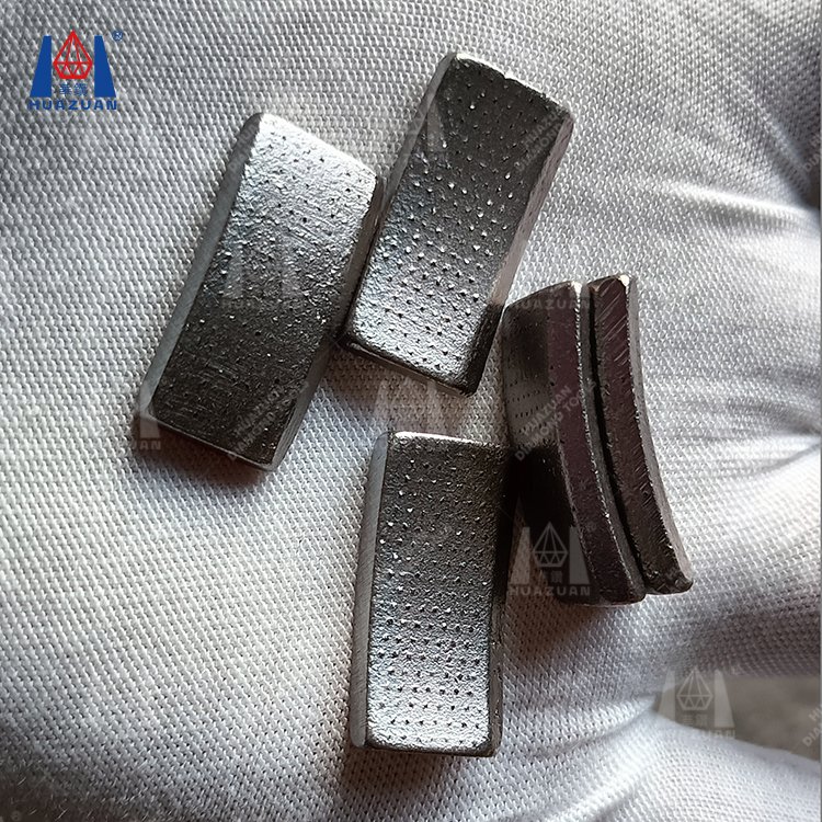 Huazuantools's tweet image. Huazuan #diamonddrilltool
Arix #diamondsegment for #diamondcorebit
Roof top arix #diamondcorebitsegment
If you are interesting, please contact us by whatsapp +86 15905012435 or email export@huazuantool.com