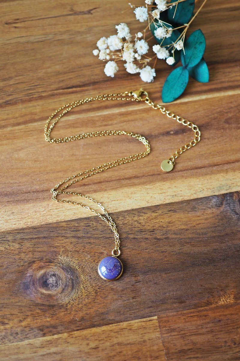 ChezPhilomene's tweet photo. 🎁𝘾𝙊𝙉𝘾𝙊𝙐𝙍𝙎🎁

Pour fêter les 1 000 abonnés ici, je vous fais gagner un collier 🅔🅜🅜🅐 violet 💜

Cabochon en verre, éclaboussures d'or et apprêts en acier inox plaqué or ✨

Pour participer :
RT + FOLLOW 🍀

Ouvert jusqu'au 24/09/23 18h00, tirage au sort juste après🎟️ https://t.co/oLPPHgknyT