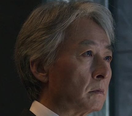 ⚠️เธรดสปอยเนื้อหาที่อาจนำไปทำภาคspin offต่อได้⚠️ จริงๆแล้วชินฮเยวอน(เพื่อนใหม่ที่โรงเรียนเก่าฮีซู)คือเจ้าหน้าที่NISอาวุโสที่ร่างกายไม่โตตามอายุ กับฮยอนจีซอง(ยามโรงเรียนจองวอน)บอสใหญ่ของNIS ทั้งคู่เป็นคนรักกัน😃(1) #Movingep20 #Moving