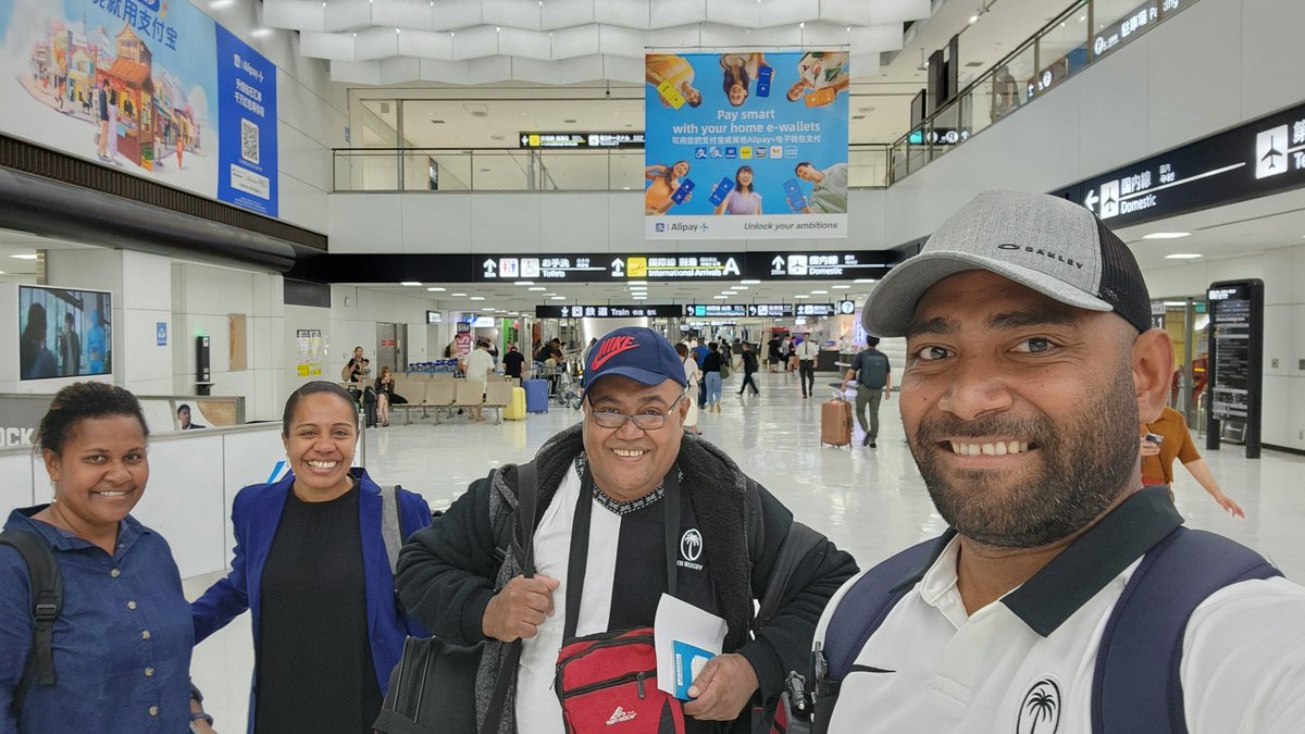DEkoroi's tweet photo. Touchdown last night - Finally reached the Land of the Rising Sun. 🇫🇯 in 🇯🇵 #JICA #Nippon https://t.co/BwMYWNFwml