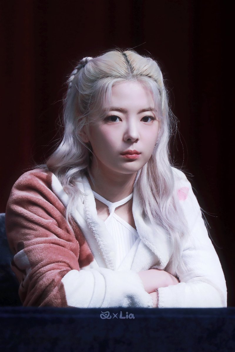 chaxLia's tweet photo. 230827   🪽
I will always miss you, my princess
#LIA #리아 #リア #ITZY #있지 https://t.co/BXAzi7h8vh