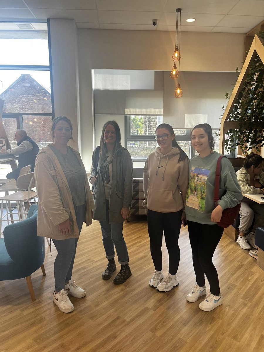 Ha4Hall's tweet photo. @SunderlandOT 
1st years having the best show around campus courtesy of the best tourist guide 😎 https://t.co/7ds1NvzMIm