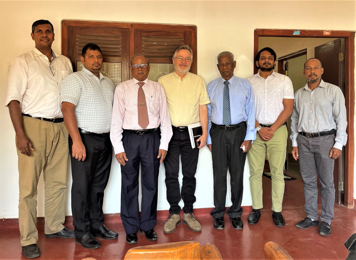CanHCSriLanka's tweet photo. Strong networks are key in developing commercial ties. It was a great pleasure for us to meet and discuss the issues with business chambers and forums in #Ampara #Batticaloa, #Trincomalee &amp; #Jaffna during the recent visit of the Trade Team to the Eastern and Northern Provinces. https://t.co/kUTlRItjsF