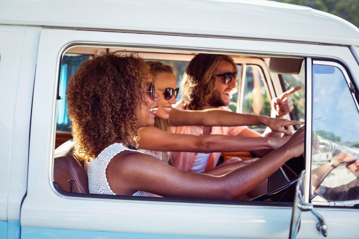 AstronEnergy_EC's tweet image. Every adventure should #StartAtCaltex ⭐️ Whether it’s a trip with your homies, a road trip home to see uGogo or a drive down the coast with bae...Let’s make memories to last a lifetime! 🚗