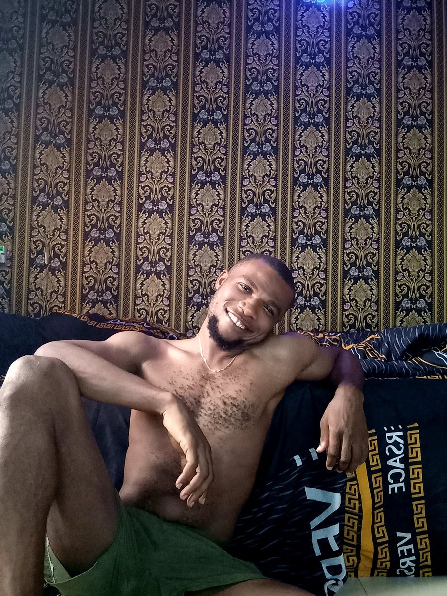 BestEbuka2's tweet photo. #Unbothered# https://t.co/zIXAktT9FF