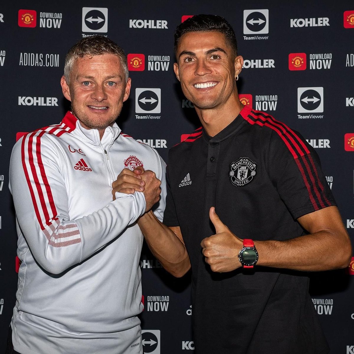 FabrizioRomano's tweet photo. Solskjær: “Bringing Cristiano Ronaldo back was a decision that was difficult to turn down and I felt we had to take it, but it turned out wrong”. 🔴🇵🇹

“It felt so right when he signed and the fans felt that at Newcastle game, when Old Trafford was… rocking!”, via The Athletic. https://t.co/9VRK2egnmJ