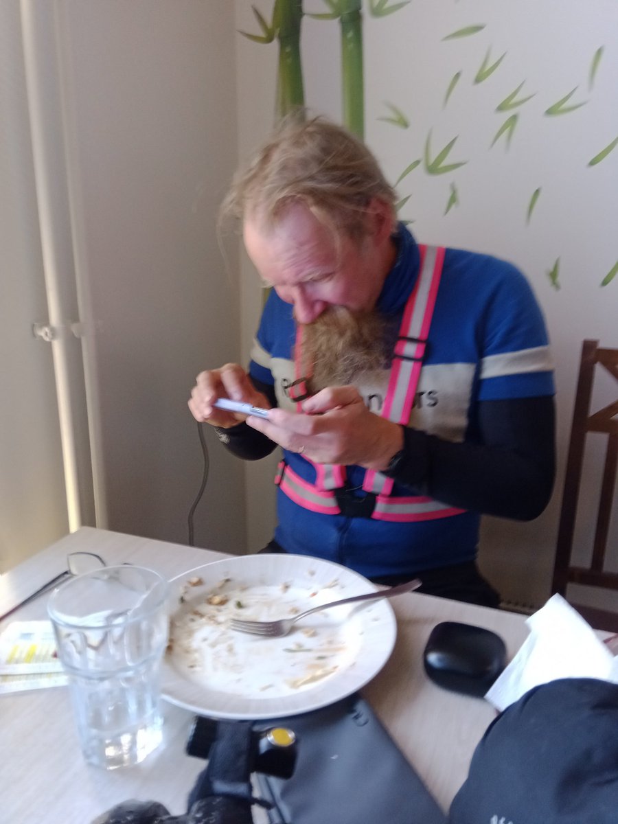 Pyörä ja Mies. <a href="/tuskaruska/">tuskaruska</a> #ruska2023