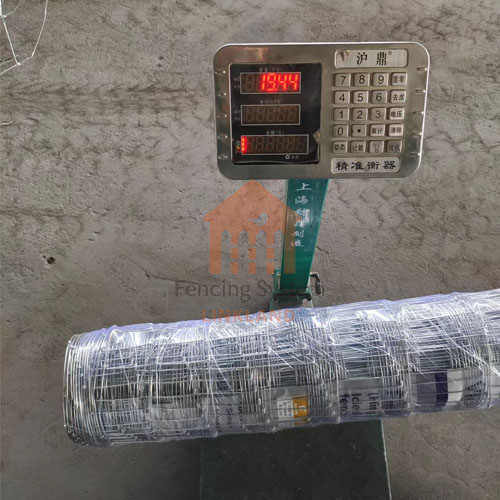 wangxu667886's tweet photo. Our cattle fence mesh is made of high-quality steel wire material, carefully woven and welded to ensure its sturdiness and durability. The mesh size of cattle fence netting is precisely calculated to prevent livestock from escaping while providing good visibility and ventilation https://t.co/qHYNj4e1Mg