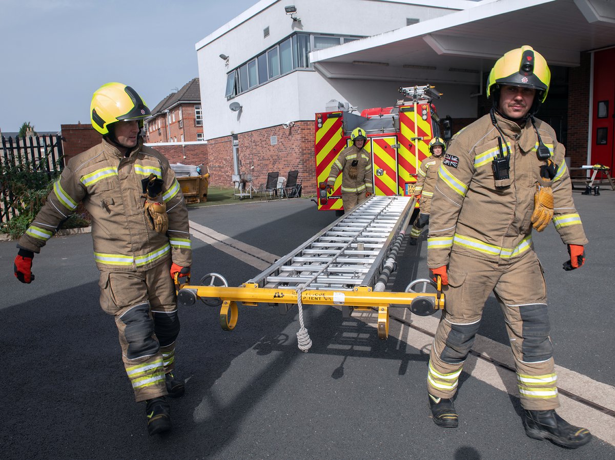 Are you fit enough to be a firefighter? 🏃 Come to one of our ‘have a go’ days to find out more about what a firefighter’s role really entails, you’ll have the opportunity to take part in physical activities and ask questions. All welcome. Visit orlo.uk/8kNSH