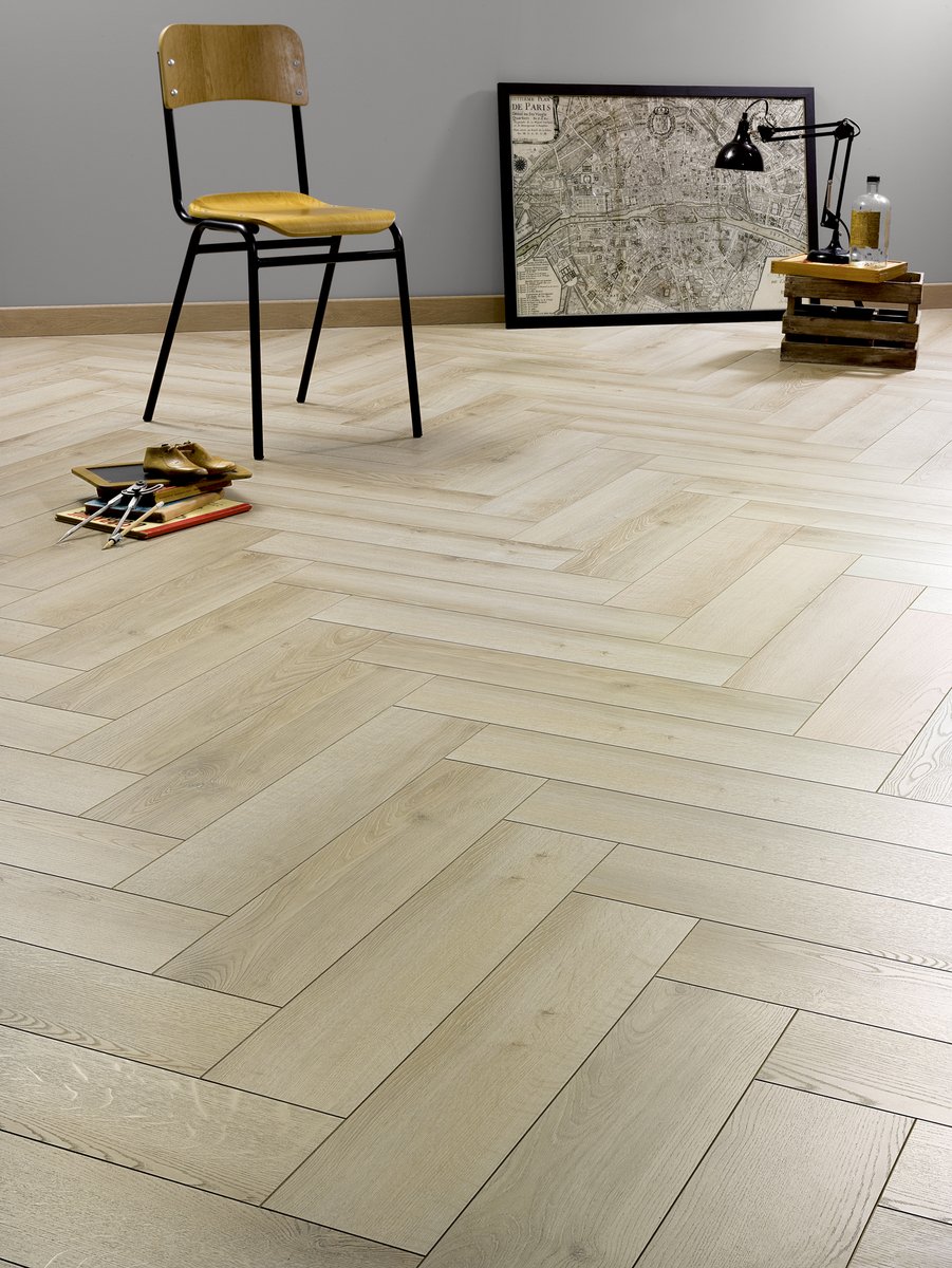 DubaiVinyl's tweet photo. Are you looking to add a touch of luxury and sophistication to your space in Dubai? Consider parquet flooring, a timeless choice that blends traditional craftsmanship with modern aesthetics.

Visit: https://t.co/VtoSrAakzf

#ParquetFlooring #DubaiInteriors #InteriorDesign #Dubai https://t.co/LKtH7QBTx1