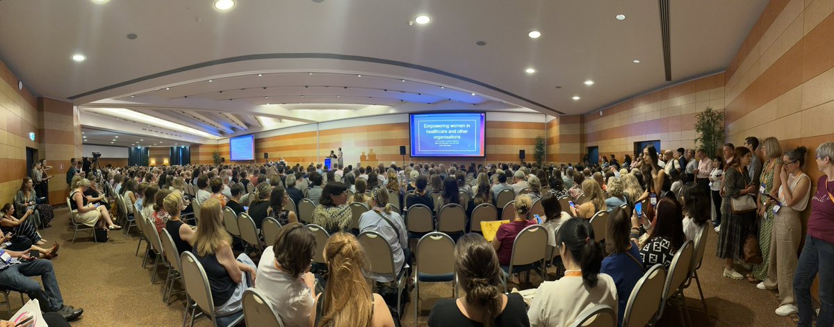 Hundreds of people @JENS_Congress wanted to know about how to improve equity and empower women in healthcare. Thanks to the 25% of the room who are men for showing up and being part of the change.