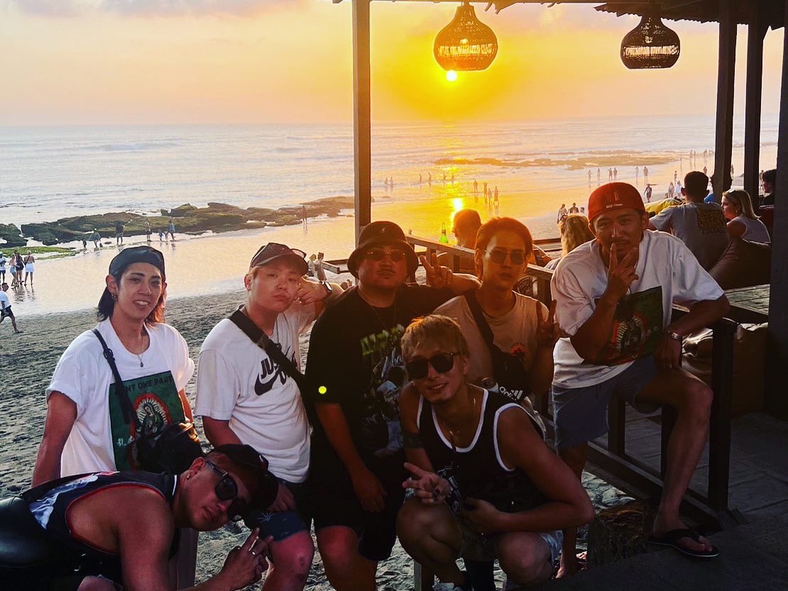 ryo_nishimo's tweet photo. 楽しかったバリ旅行🏝️
嫌なこともたくさん言ってきたけど、それ以上に理解のある最高なやつら😎✨
いつもありがとう！ https://t.co/b6CSQiiZkM