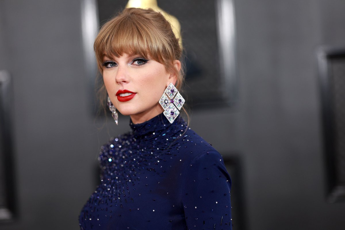 TrendMinglee's tweet photo. #TaylorSwift's Easter egg hunt for her new "1989 (Taylor's Version)" track titles on Google faced technical issues, disappointing fans. https://t.co/kD9QlpqHs0