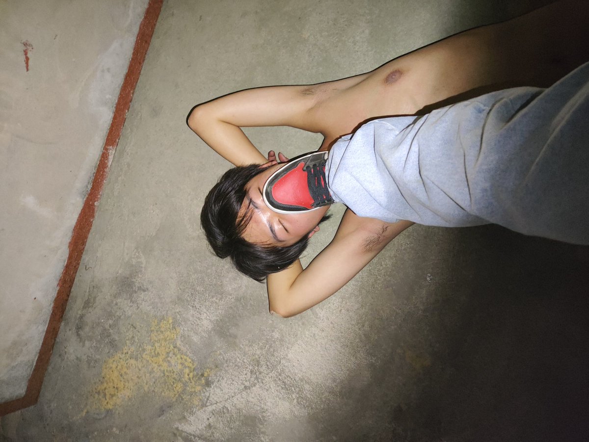 Discipline_S's tweet photo. 在地下室狂虐05后大屌奶狗 https://t.co/dzH2DcXptR