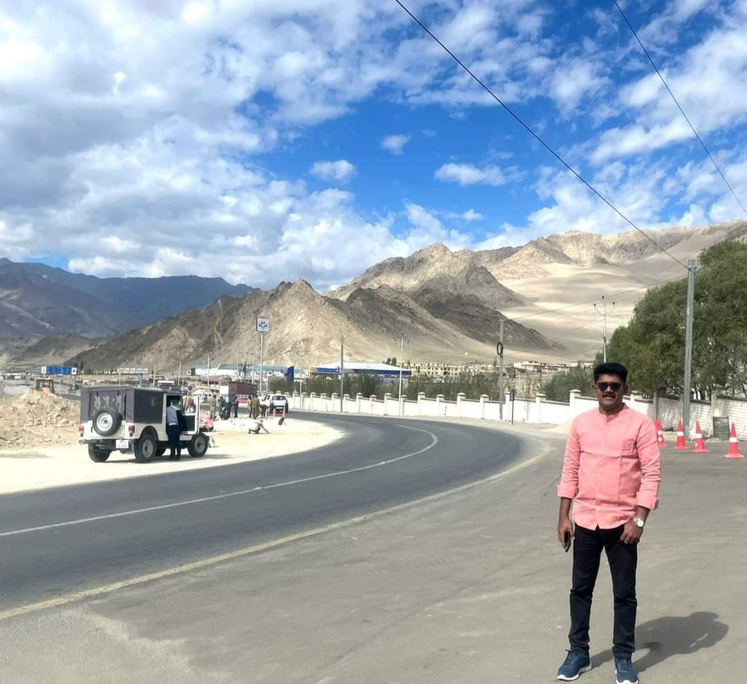 Ladakh 🏔️

#L2E Starts Rolling Soon!

#Mohanlal #PrithvirajSukumaran #Muraligopi #AntonyPerumbavur
