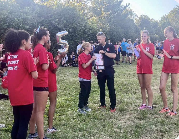 RoverXC's tweet photo. From 2002 until now, every administrator, family member, parent, support staff, athletic trainer, student-athlete, teacher, and Coach has been there for our program! What an awesome community to be a part of! These 500 we built together!!!  OneTeam One Family.”❤️
#grateful😊 https://t.co/Eazh9RAT0N