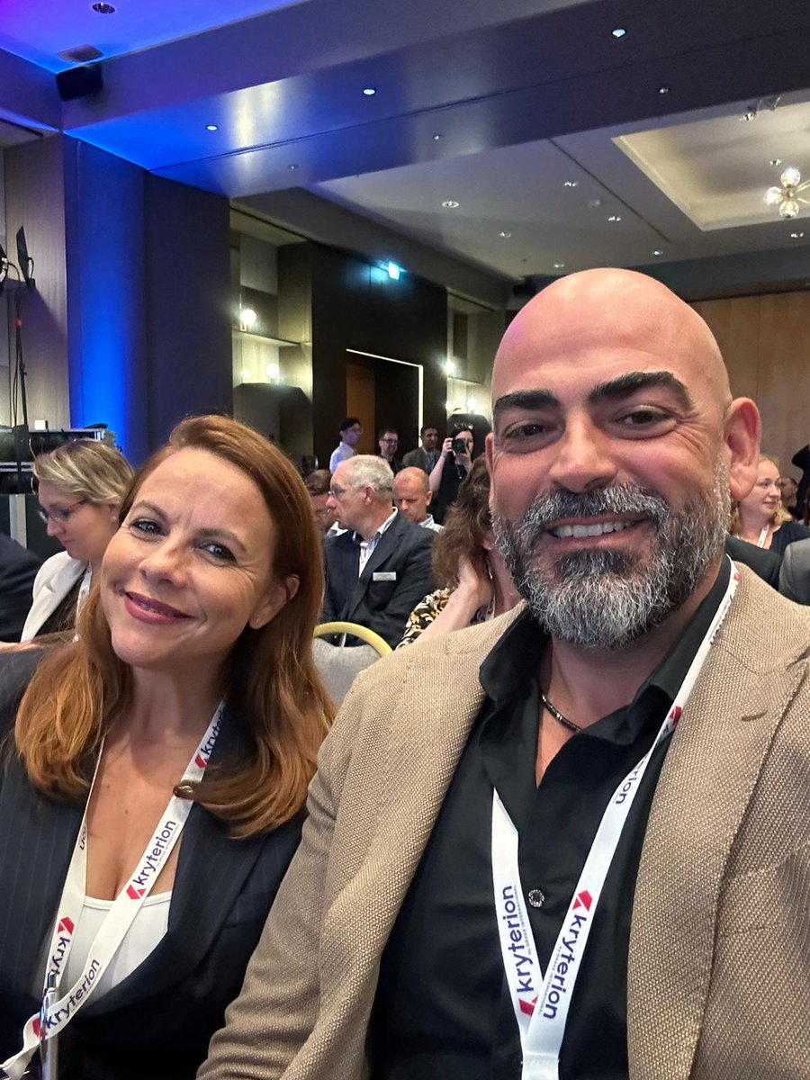 DoYouMeasureUp's tweet photo. Hello from the @EATPConf in Vienna!
Join us at 2:15 PM as @sambrocal and Rosa Torralba take the stage to lead a session entitled: Artificial Intelligence-a content creator's ally or nemesis? Or a bit of both?
π¨Spoiler alertπ¨
All depends on how you harness its power
#eatpconf https://t.co/wS4aTWtfUd