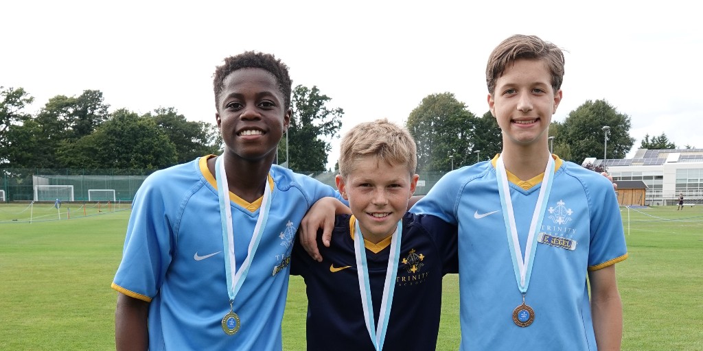 TrinityCroydon's tweet photo. It has been brilliant to see Lower School students participating in our annual Mob Runs. This event defines our ethos of sport at Trinity, aiming to be an inclusive, supportive and fun event. Read more: https://t.co/2U40VCTN5M #TrinitySport #MobRun https://t.co/T1cuj9YNM9