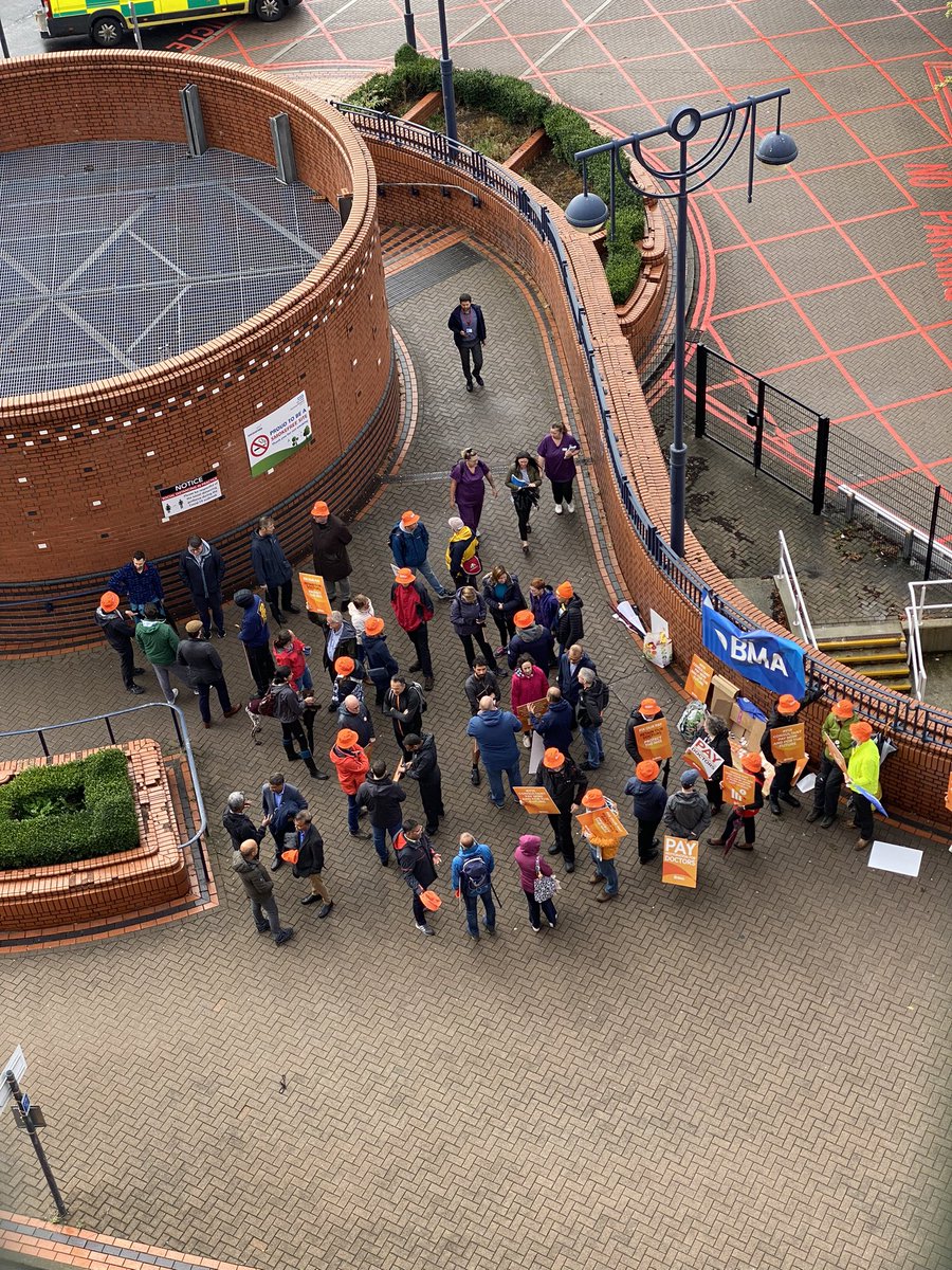 Jon Cartledge tweet media