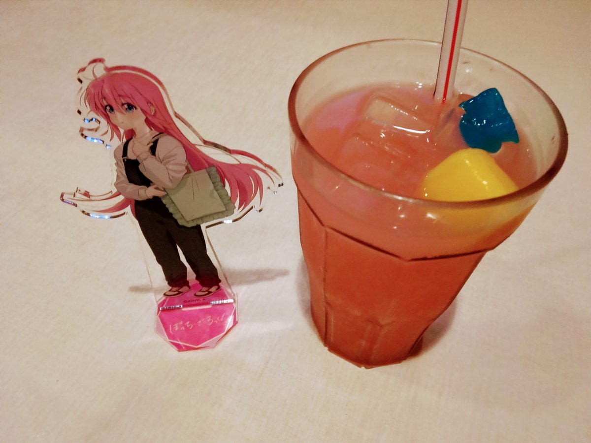 「カラオケ行きました(ゾロ目は取れなかった 」|君野のイラスト