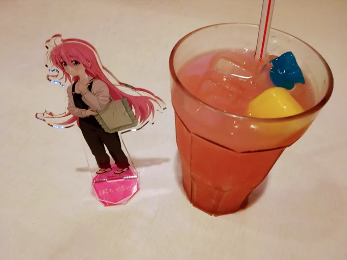 カラオケ行きました(ゾロ目は取れなかった 