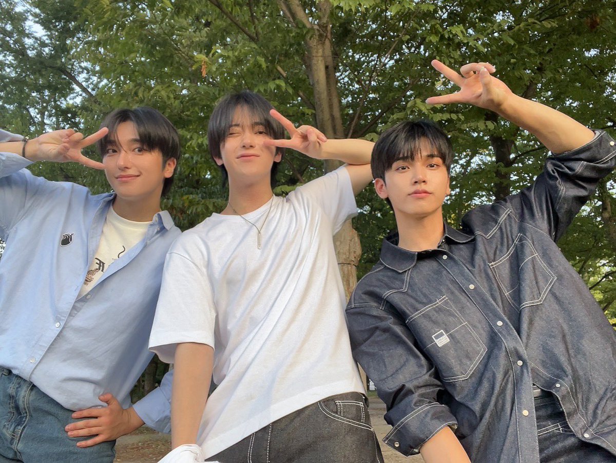 OmegaX_members's tweet photo. [#OX]

행복🥰

#OMEGA_X #오메가엑스
#혁 #HYUK https://t.co/F1sqvZj1Zd