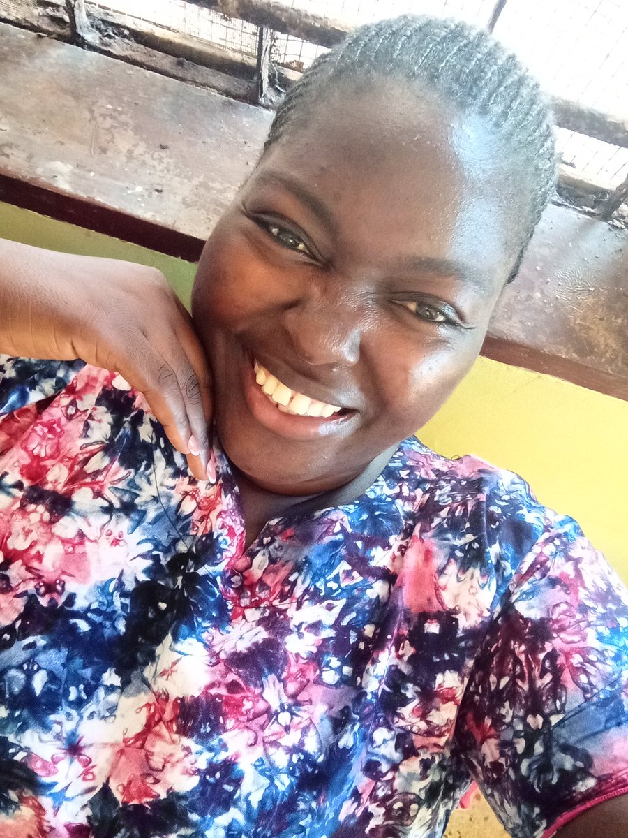 agmwasanga's tweet photo. Even with the imperfections on my face, he still sees me as the most perfect creation... And that puts the biggest smile on my face 😁😁
#IamContent
#RoadTo2024 https://t.co/PYiCAgpqHL
