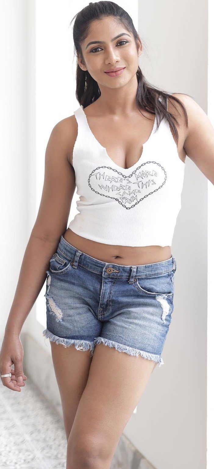 F6drvlKWQAAhIKt?format=jpg&name=large