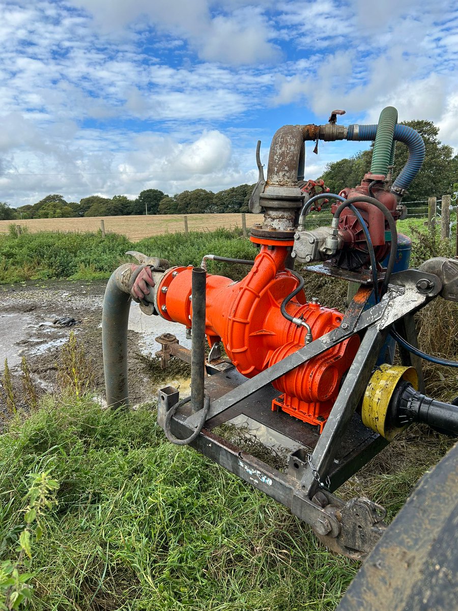 TTPumpsLtd's tweet photo. T-T's Agricultural and Environmental team was delighted to receive these photos of a Cri-Man PTH Chopper Pump hard at work for Audely Pumps.

Buy online now - https://t.co/HOkKOUqkFr

#ttpumps #criman #chopperpump #agriculturalpump #slurrypump #slurryspreading #irrigation https://t.co/JooIFlb2Dw