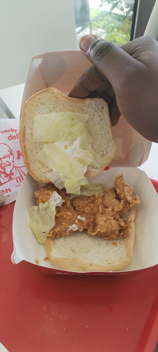 patxj's tweet photo. @kfc Asokoro, kindly explain how this is "Burger"? https://t.co/WbR8p3OQUN