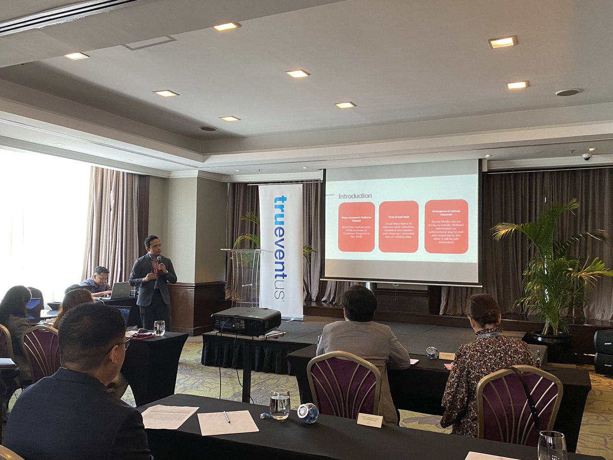 fabhar's tweet photo. Sharing experience and best practices building Chatbot, AI and Data pipeline for @airasia at 3rd Annual Chatbot &amp; AI Summit, Manila. Presentation: https://t.co/DVJQyQk3N2

Cc: @TrueventusMy https://t.co/UgE00AuQEk