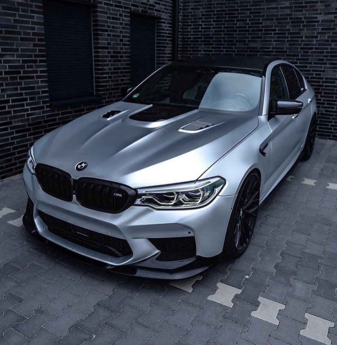 BMW M5 🐺