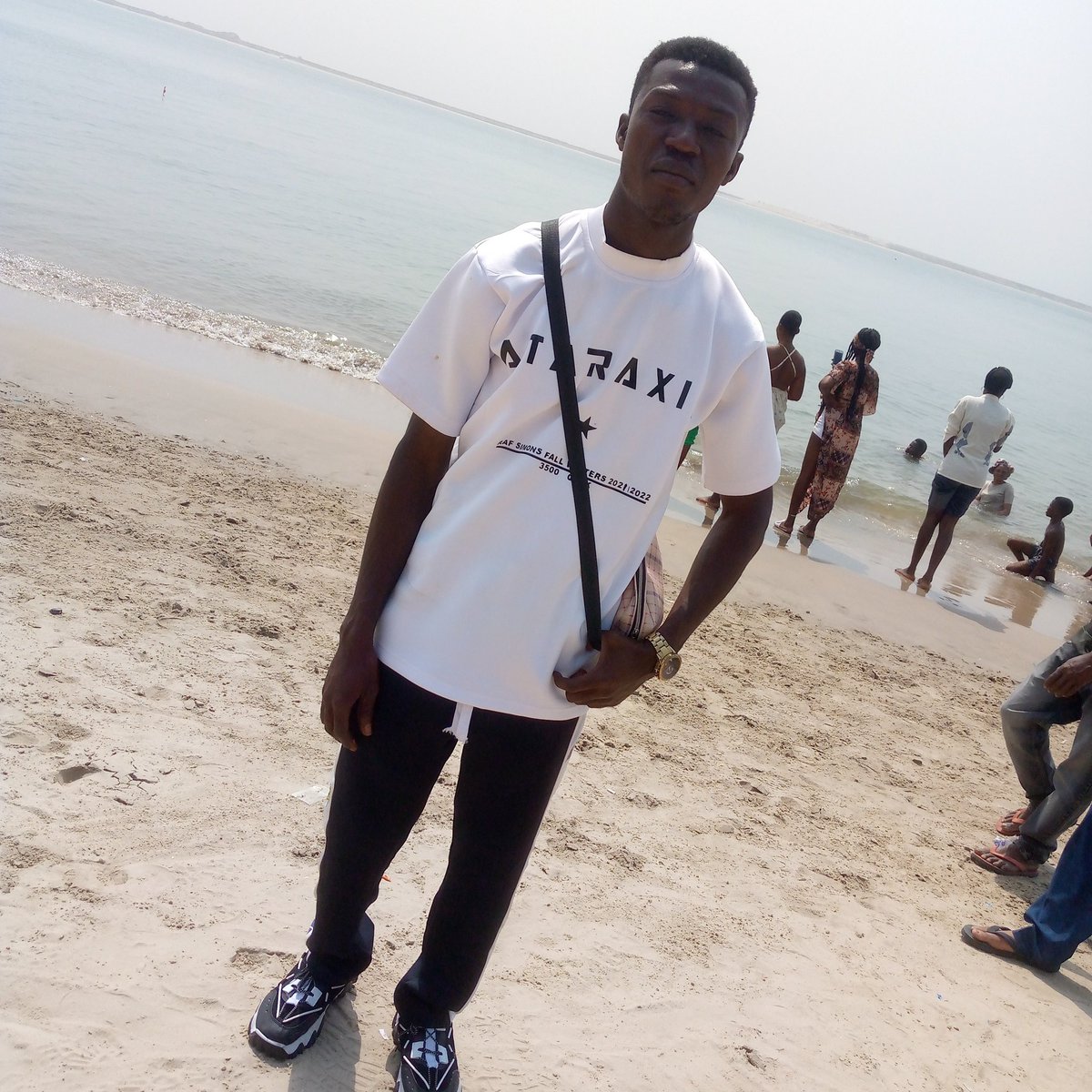 AbidemiSegun5's tweet photo. #NewProfilePic https://t.co/ZLYeVBJYGh