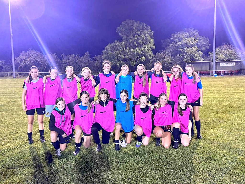 WSFAGIRLS's tweet photo. ⚽||𝟐𝟎𝟐𝟑/𝟐𝟒 𝐓𝐑𝐈𝐀𝐋𝐒

Congratulations to all involved in our trial process for our Worcestershire U15/16s.

The final trial saw a U15/16 X1 play last seasons County squad on Monday evening.

It was great having our former players support our trials.

#WeAreWorcesteshire https://t.co/8U5wNNsR6L