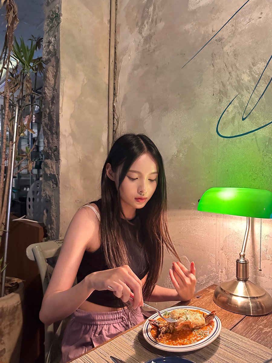 unvs_league's tweet photo. 헤헷🍤🦐

#리엘 #RIEL
#유니버스티켓 #universeticket
#SBS #fnfentertainment https://t.co/Pxr32wMWpX