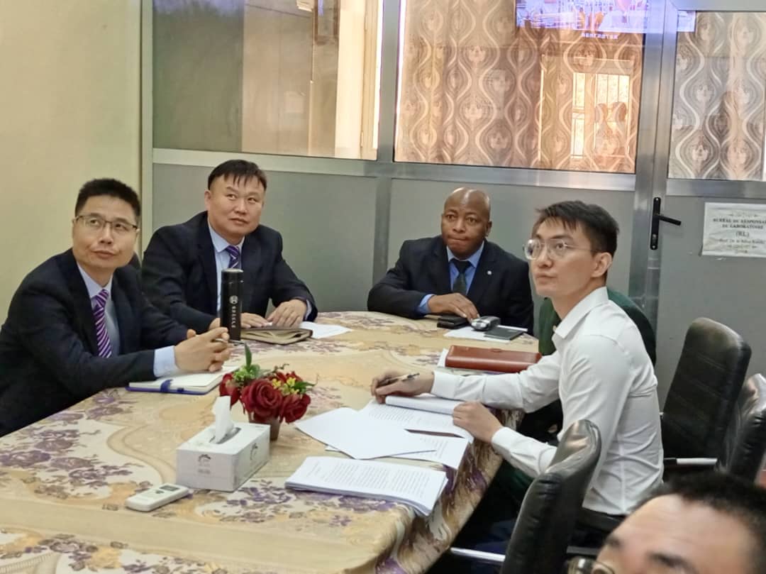 polytechUnilu's tweet photo. La Faculté Polytechnique a reçu ce mardi 19 septembre une délégation de l'Institut Professionnel de #Binzhou #Chine et de la Société @SICOMINES. Un MOU devra être signé pour valoriser l'expertise scientifique Chinoise et Congolaise @Presidence_RDC
@julienpalukucom @uniluofficiel https://t.co/xLroDfQe8P