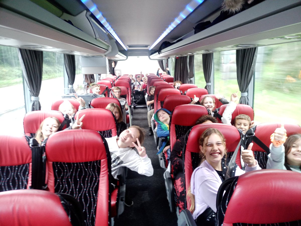 CoedYGof's tweet photo. Ar ein ffordd. On our way. Abereiddi, dyma ni'n dod. #Sycamorwydden #Taclus https://t.co/XqvMP34VNI