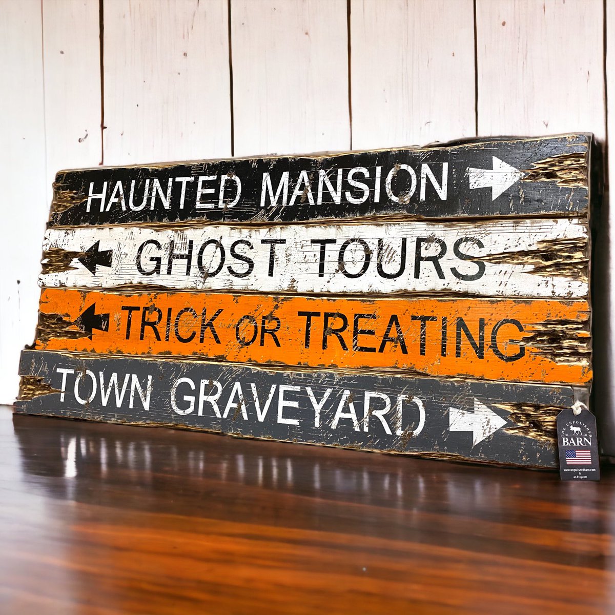 Halloween will be here soon!!! Let’s ignore all those Christmas decorations in the stores &amp; focus on the holiday at hand 👻 
#Halloween2023  #halloween #etsy  #homedecor #madeinusa #SmallBusiness #falldecor #fall