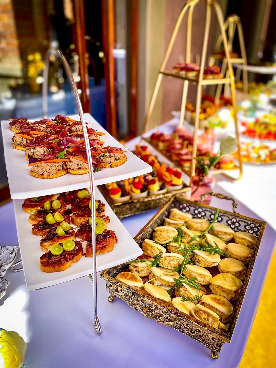 ChefLindaMni's tweet photo. Canapés table round two. #BongwaSWedding #theculinarykitchen🔪🥦🌶️🥕 #WeCooked 📧cheflinda@theculinarykitchen.co.za ☎️0664480658 https://t.co/b6v3R3tkPX