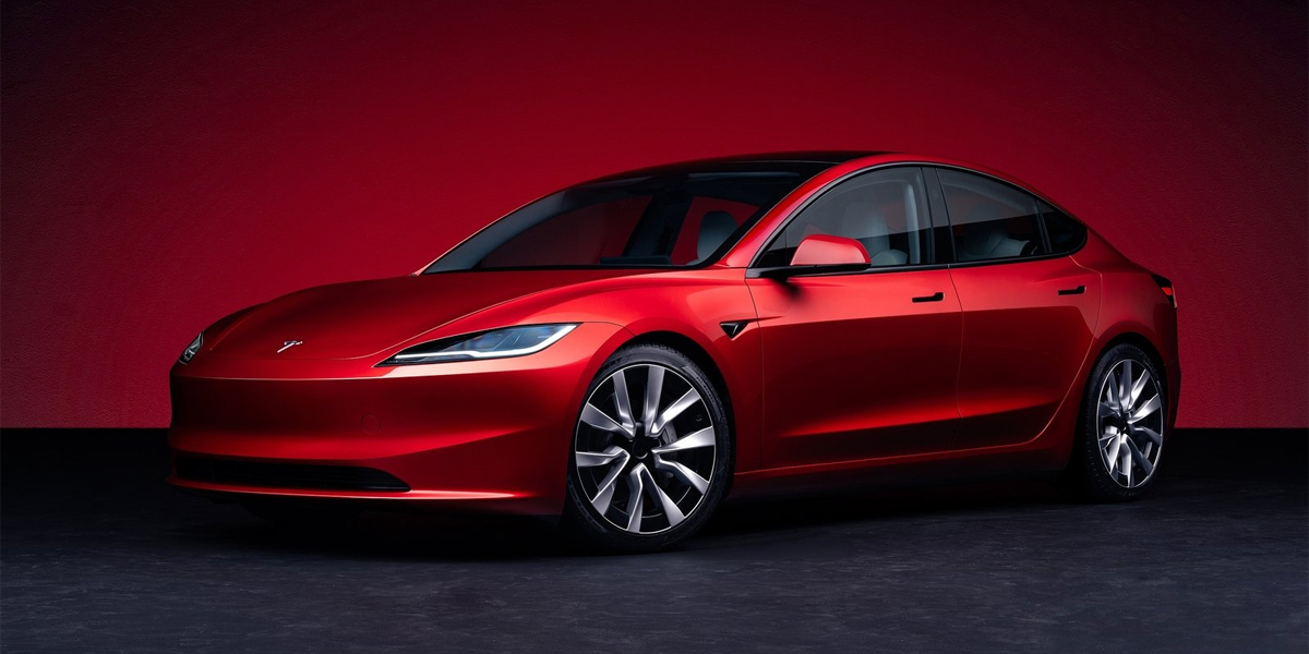 GoGreenLeasing's tweet image. #Tesla has given the popular Model 3 a brand-new facelift. 💡

The updated #EV can now travel up to 423 miles on a single charge thanks to a more aerodynamic exterior. 🔋

Read more here &amp;gt; gogreenleasing.co.uk/blog/revamped-…

#Cars #Model3