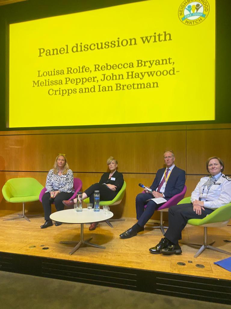 N_Watch's tweet photo. A great panel discussion this morning, taking questions from our audience - thank you @RBryantOBE, @melissa_pepper, John &amp; @ACLouisaRolfe 👏🏻 

Time for a coffee break! ☕️ 

#NeighbourhoodWatch #NationalCrimeandCommunityConference #BeTheChange https://t.co/eXP0HdRYTA