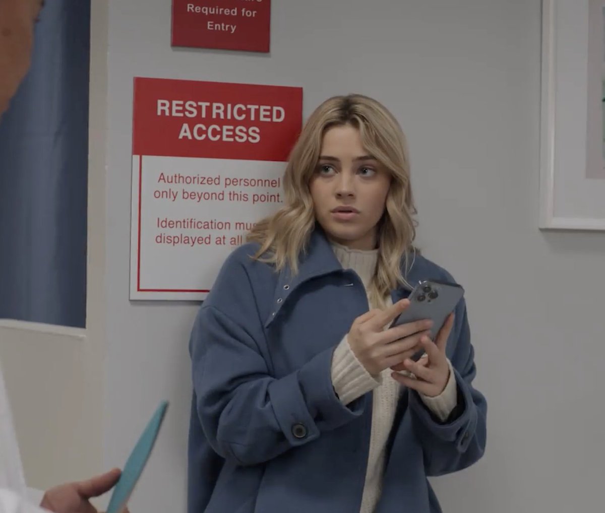 @crazybiss Josephine Langford quirky romcom era let's go!!