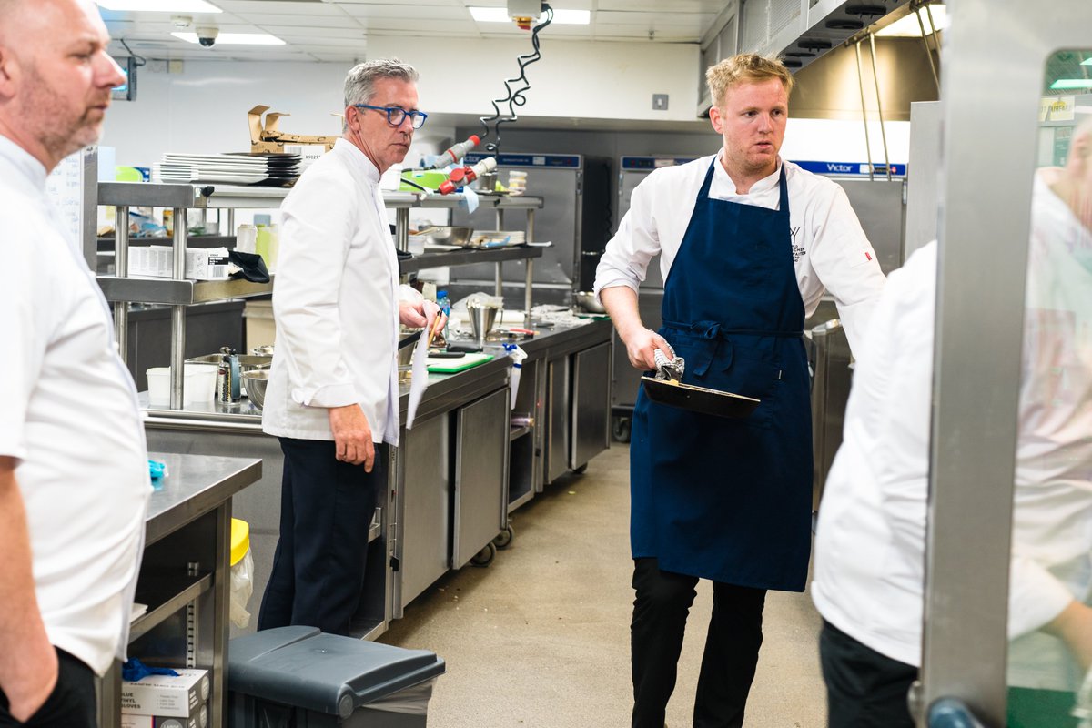 Titanic Belfast tweet media