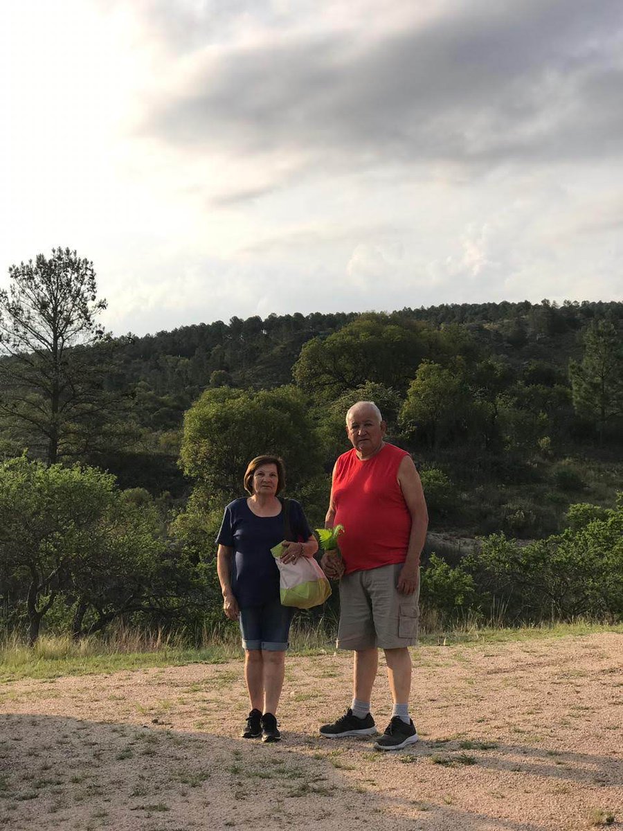 JoIrustaOk's tweet photo. Feliz día del jubilado a mis abuelos, Tomas y Elva de Charras 💖
@tddigital #TELEDIARIOtelevision https://t.co/WynH9RvekN