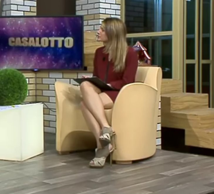 🔑Appuntamento a questa sera(ore 20) su #7Gold con una nuova puntata di #Casalotto e la nostra #AriannaCarpi in conduzione..non mancate!🔑
#AriannaCarpiFanClub #20Settembre