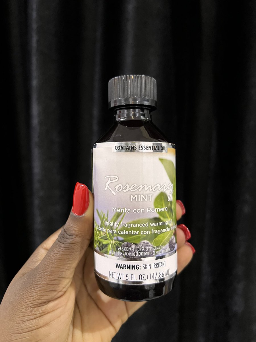 Indulgeinscent's tweet photo. @_DammyB_ 150ml essential oils in: 
- Exotic spice 
- Rosemary mint 
- Indigo bloom
- Apple ginger 
- Salted caramel latte
-Mojave cactus
- Fresh berries 
- Macintosh apple
- Hawaii mist 
- Vintage rose 
- Lilac petals 
- Desert flower
- Teakwood Amber 
- Mahogany driftwood 

N3,000 https://t.co/ulBwDvhIuH