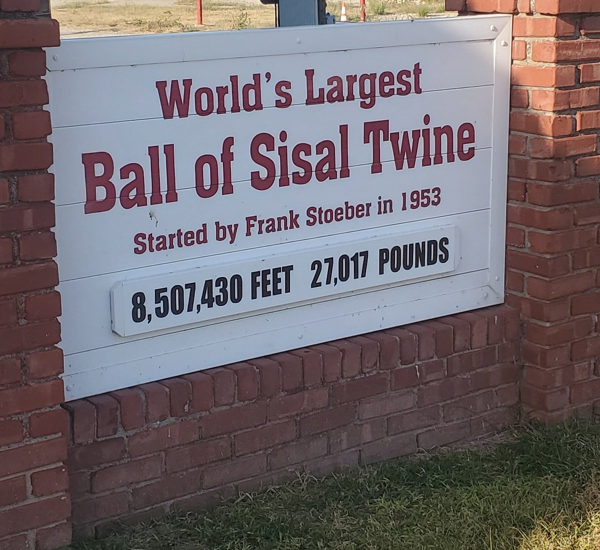 Visited the world's largest cat toy in Kansas 😸
