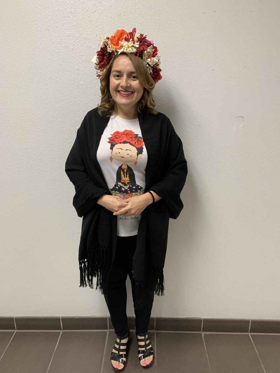 PAlcaraz_AHS's tweet photo. Hispanic Heritage Week ❤️ here at Americas High school 🤩 https://t.co/W0LXA1L9s7