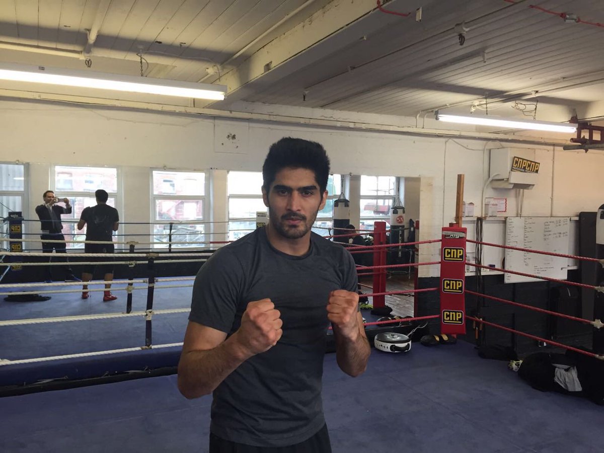 boxervijender's tweet photo. डरो मत 👊🏽 https://t.co/23NuaEDvjs
